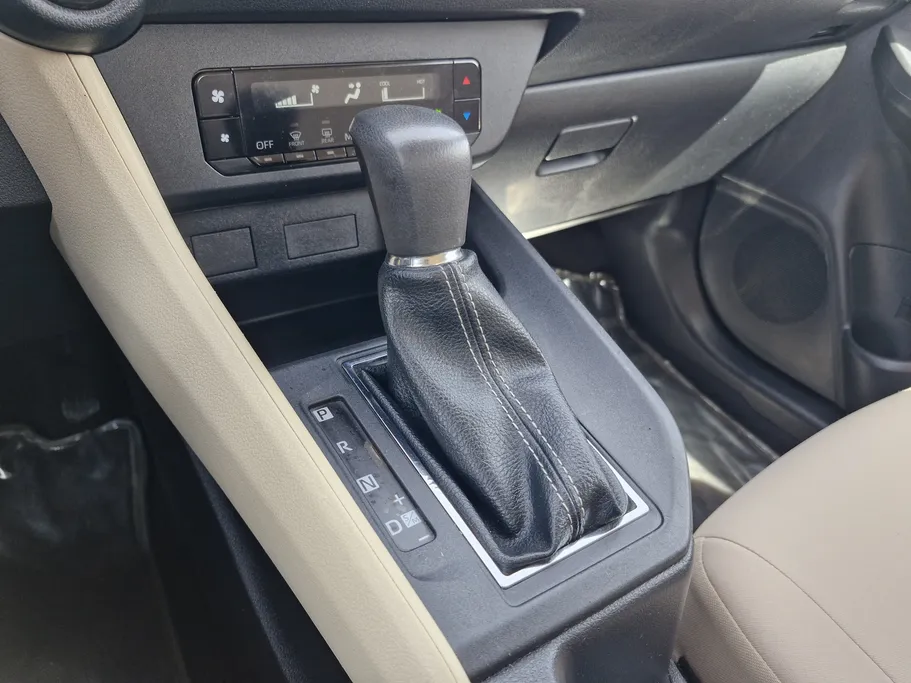 تويوتا يارس Y 2023 