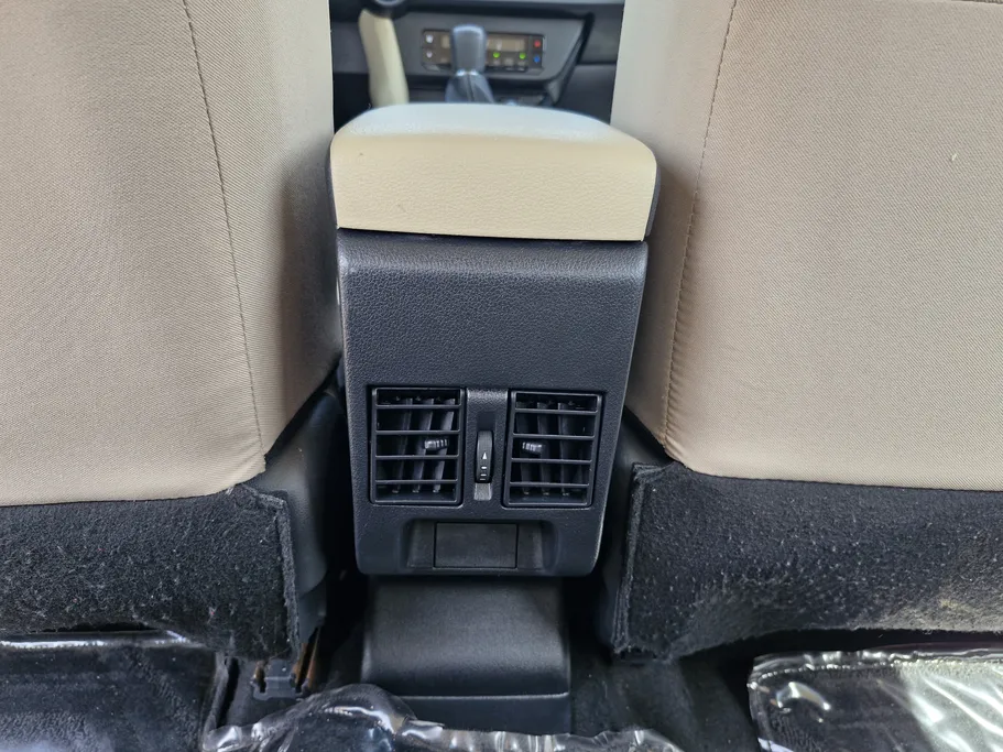 تويوتا يارس Y 2023 