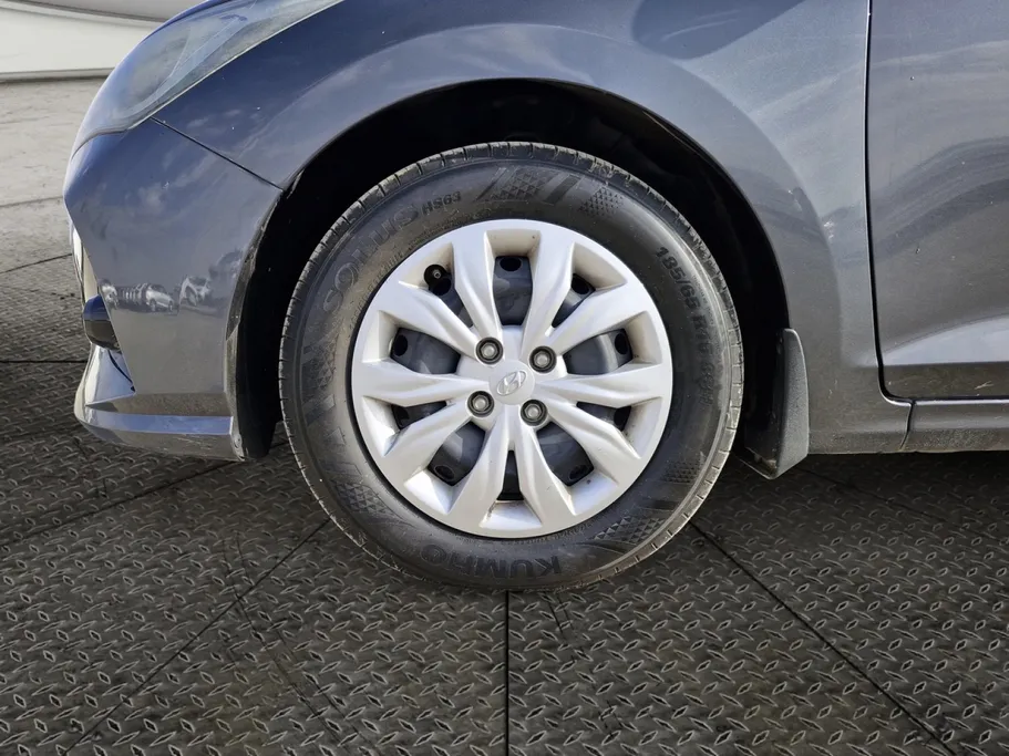 2023 Hyundai Accent Smart 