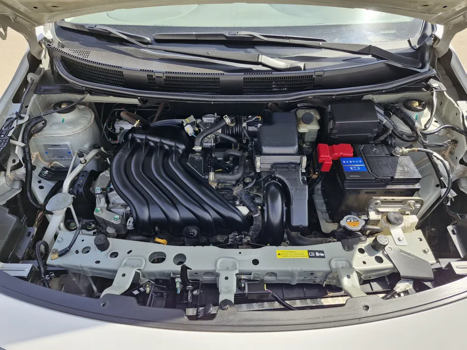 2021 Nissan Sunny SV 