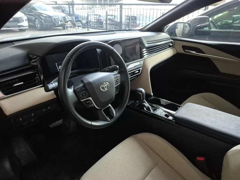 2025 Toyota Camry  LE 