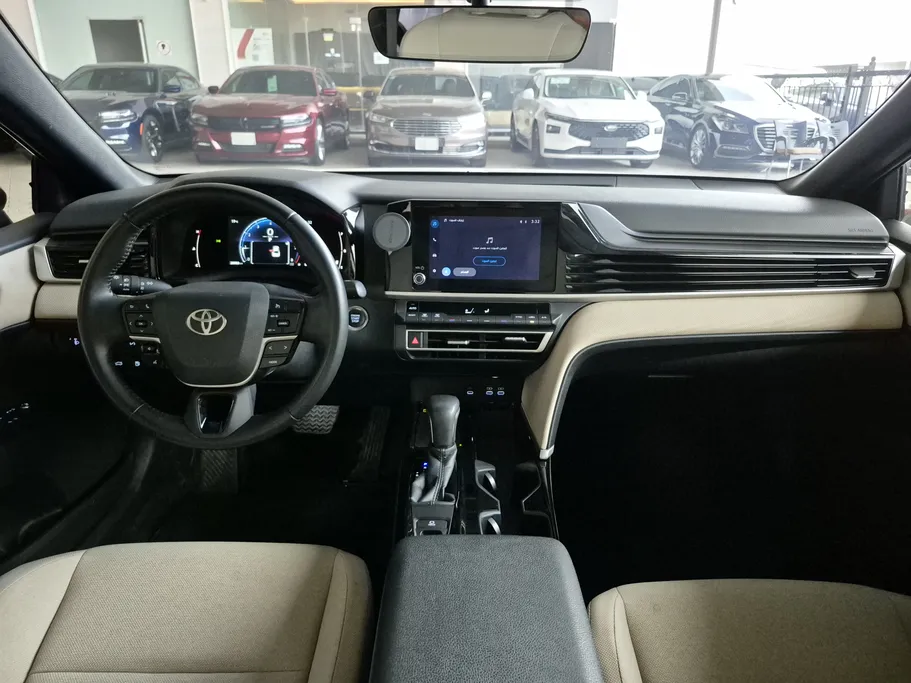 2025 Toyota Camry  LE 