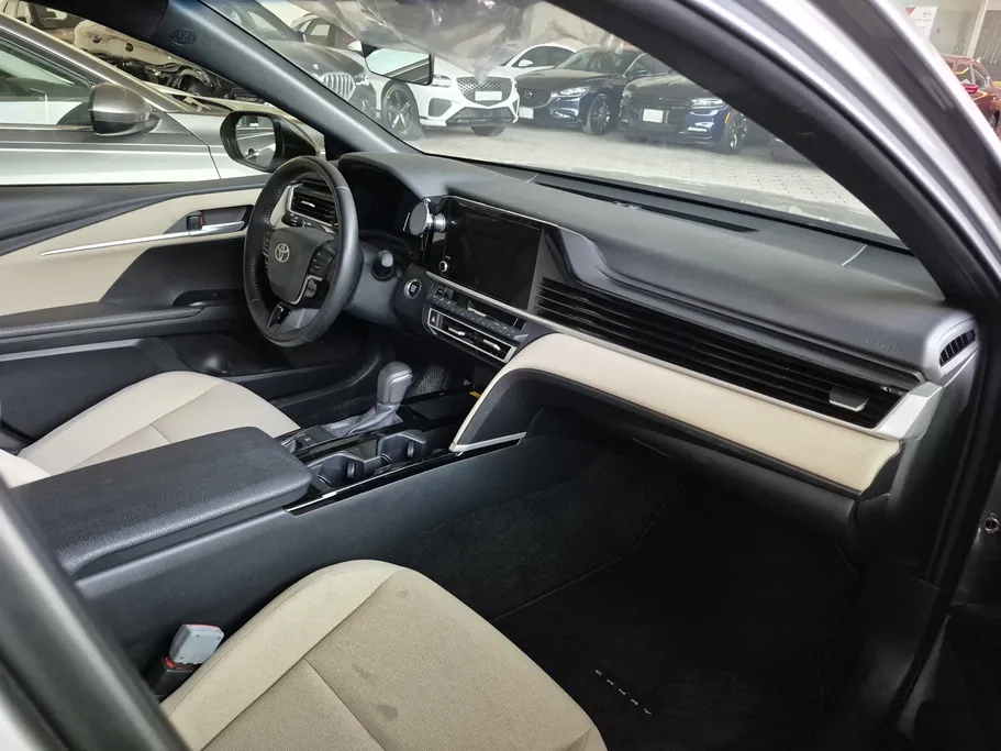 2025 Toyota Camry  LE 