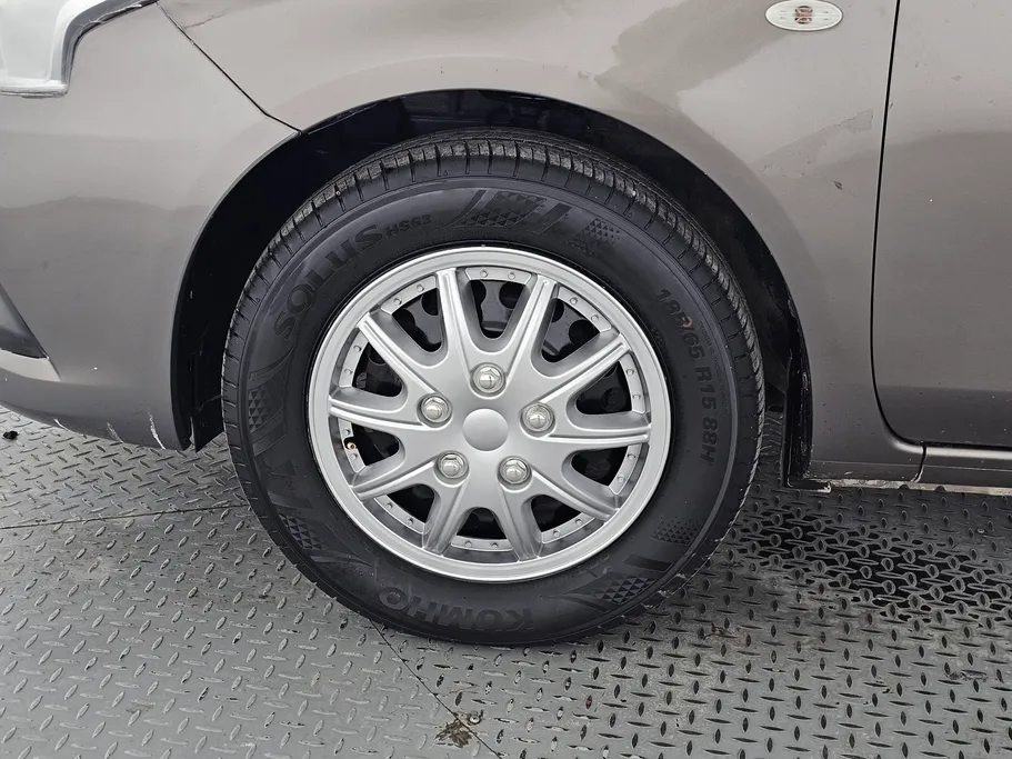 2021 Nissan Sunny Classic 