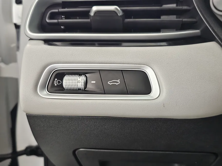 2023 Geely Emgrand GF 