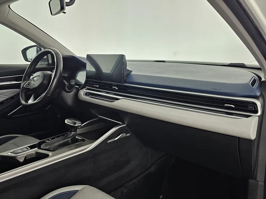 2023 Geely Emgrand GF 