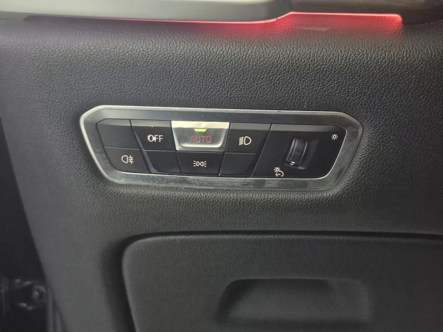 2023 BMW X Series 6 xDrive 40i 