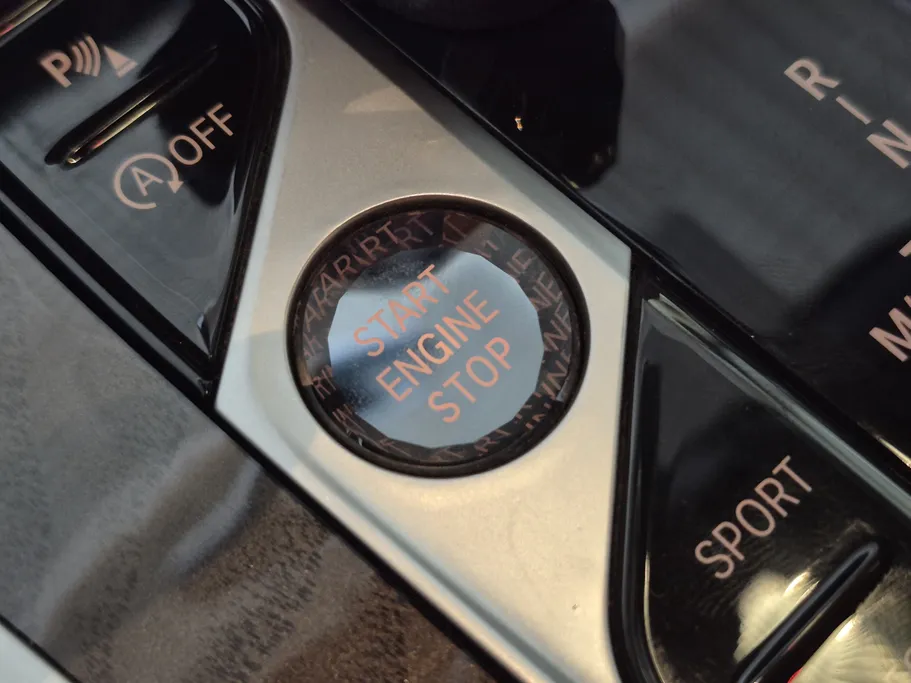 2023 BMW X Series 6 xDrive 40i 