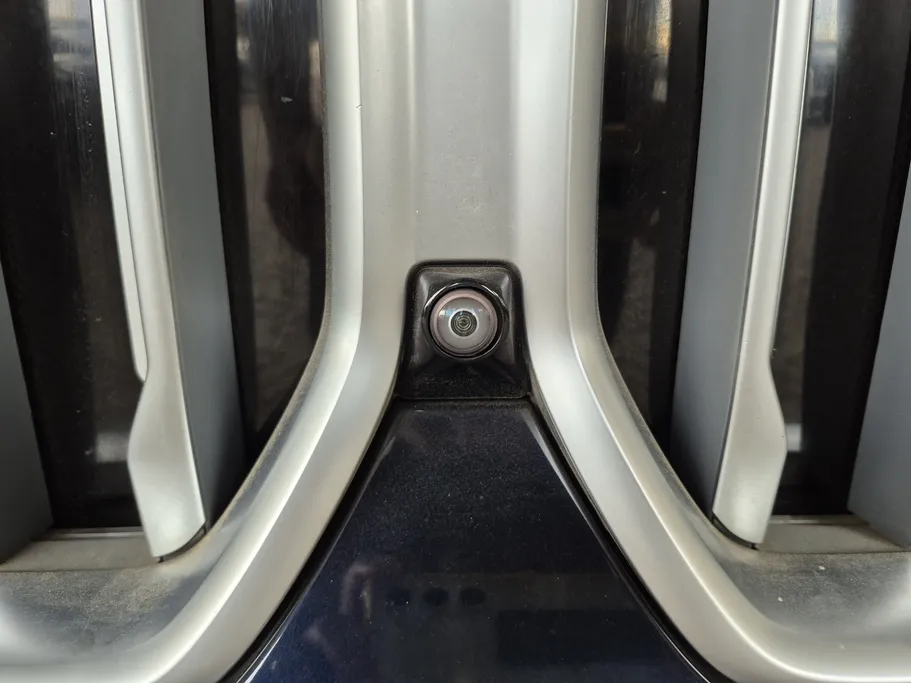 2023 BMW X Series 6 xDrive 40i 