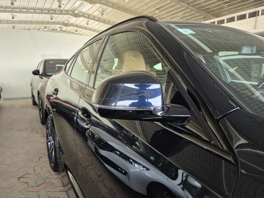 2023 BMW X Series 6 xDrive 40i 