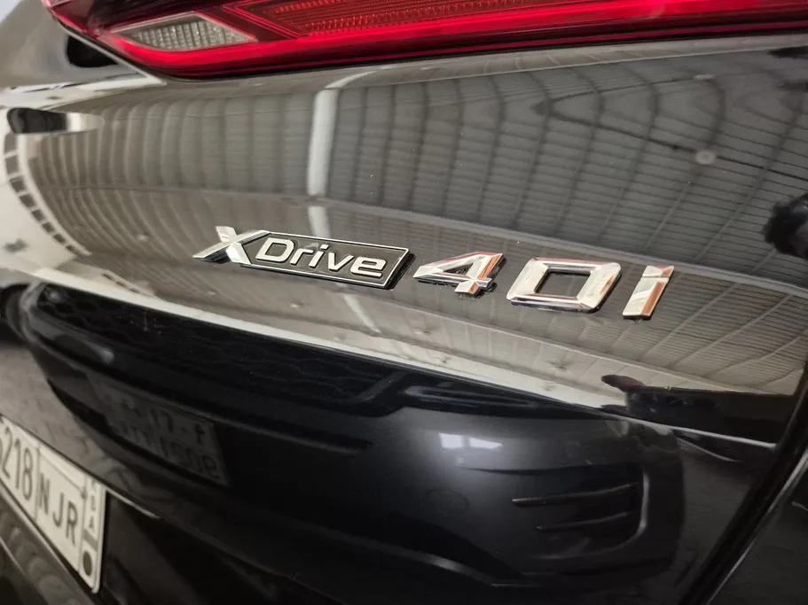 2023 BMW X Series 6 xDrive 40i 