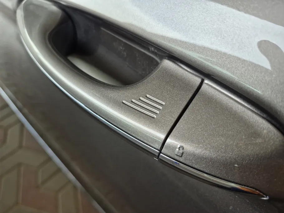 فورد تورس تيتانيوم 2022 