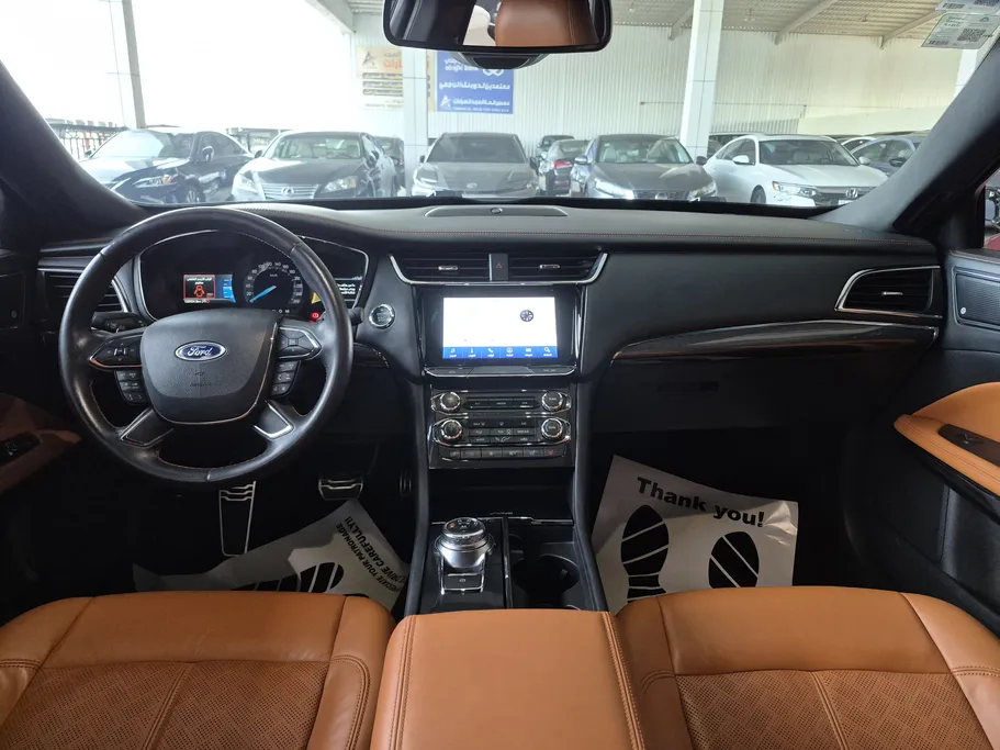 فورد تورس تيتانيوم 2022 