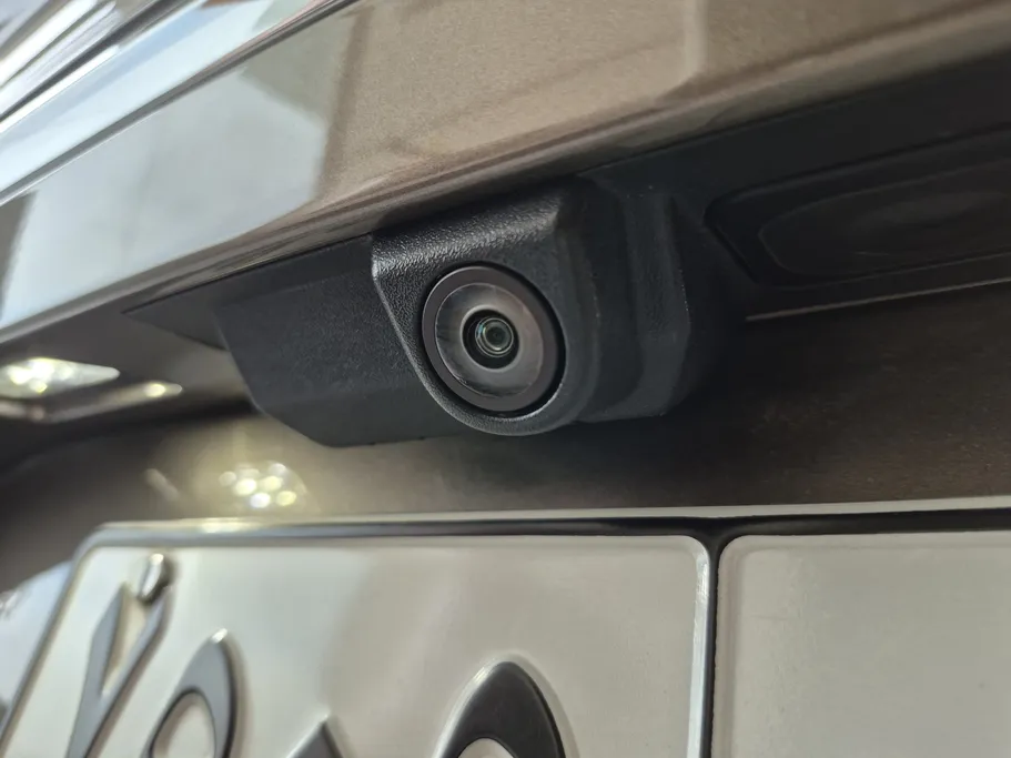 فورد تورس تيتانيوم 2022 