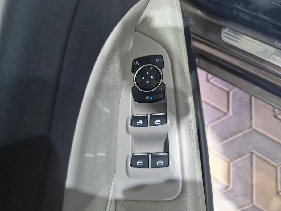 2022 Ford Taurus Ambiente 