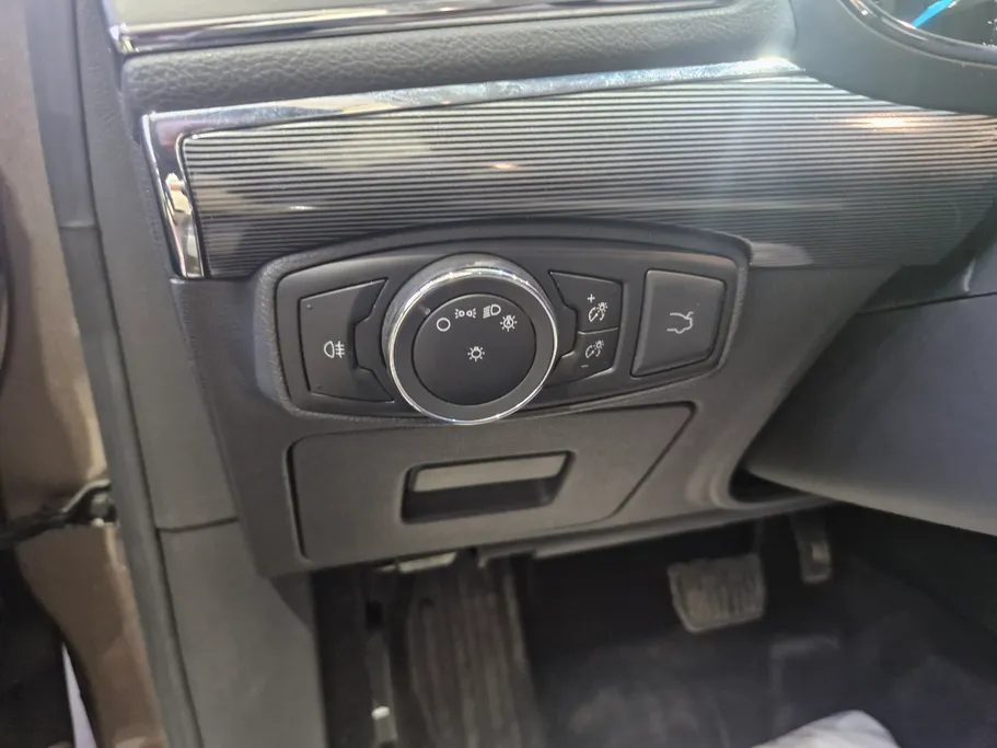 2022 Ford Taurus Ambiente 