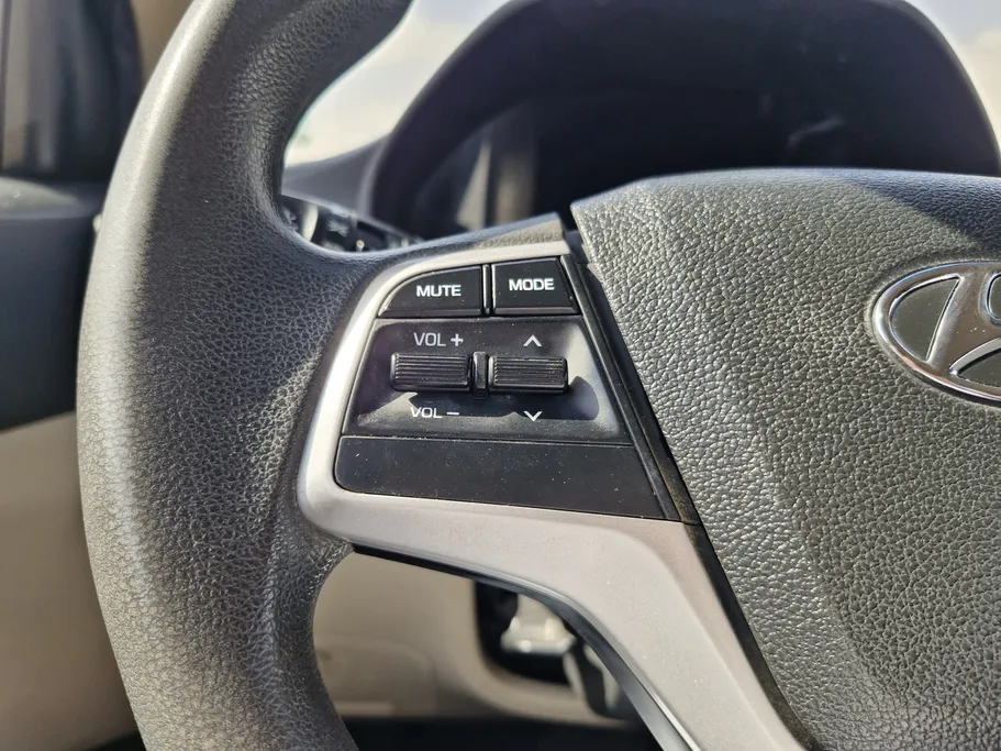 هيونداي اكسنت سمارت 2023 