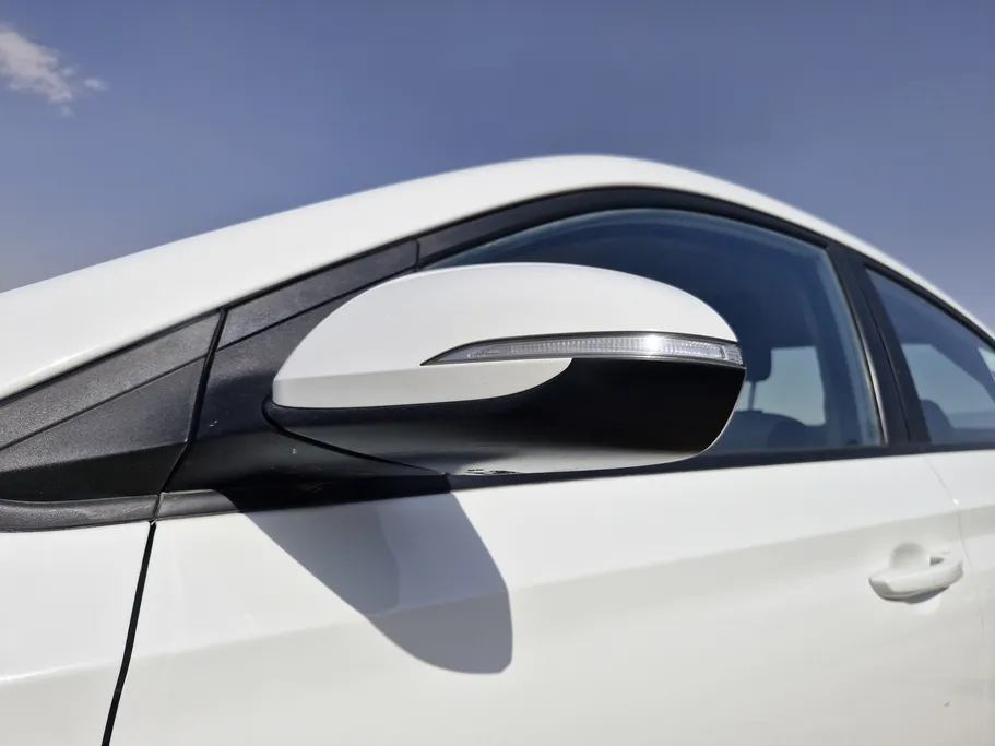 هيونداي اكسنت سمارت 2023 