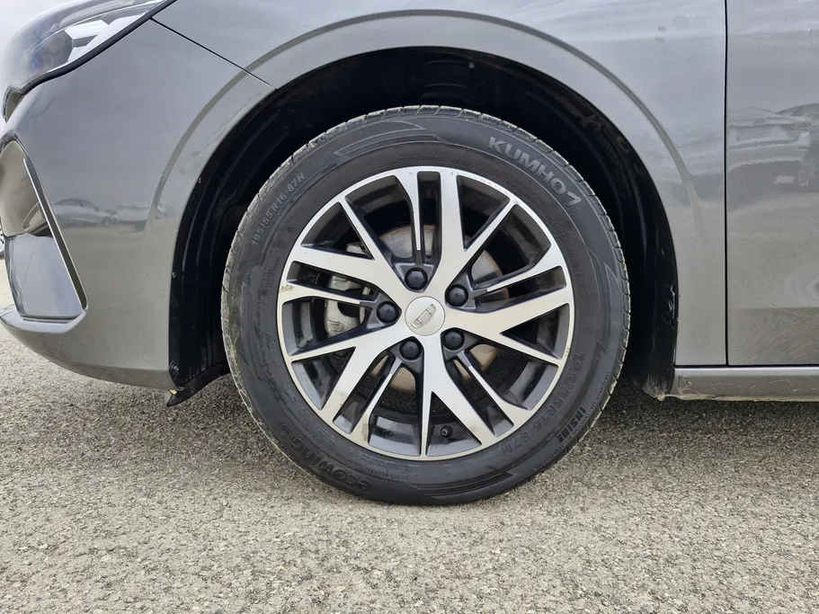 جيلي امجراند GS 2024 