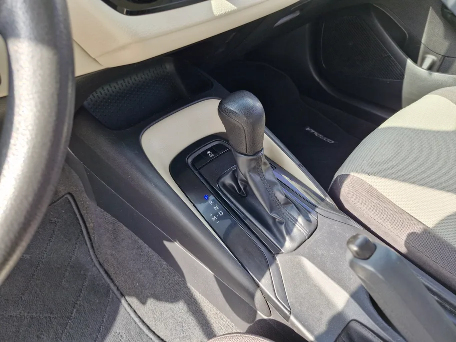 تويوتا كورولا XLI 2021 