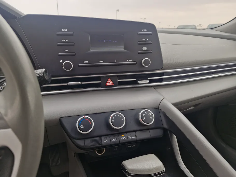 2023 Hyundai Elantra Fleet 