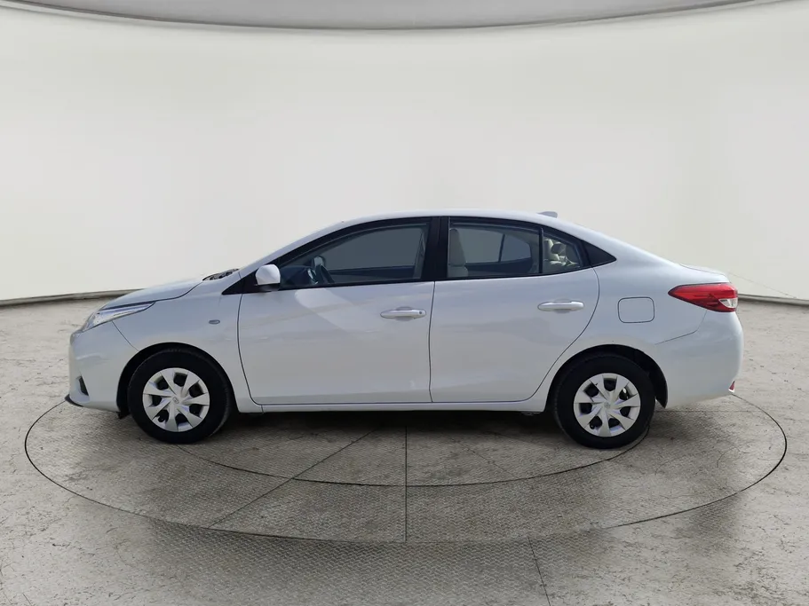 تويوتا يارس Y 2022 