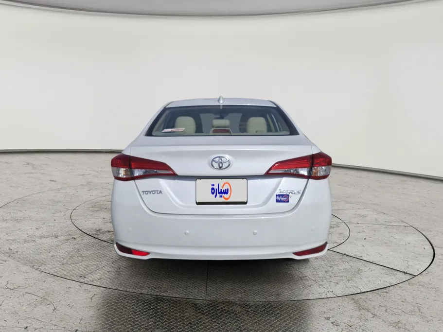 تويوتا يارس Y 2022 