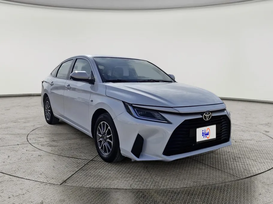 2023 Toyota Yaris  Y 