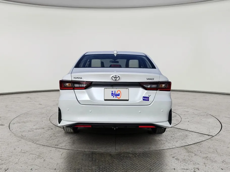 2023 Toyota Yaris  Y 