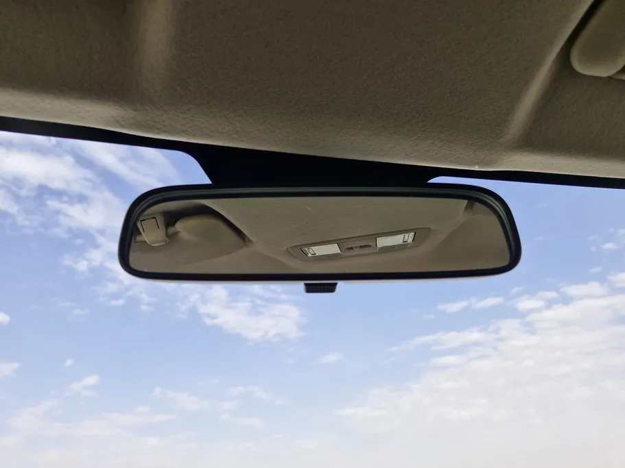 2023 Toyota Yaris  Y 