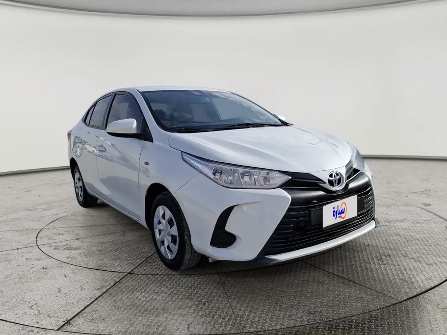 2022 Toyota Yaris  Y 