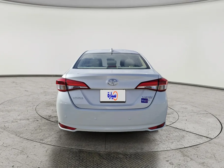 2022 Toyota Yaris  Y 