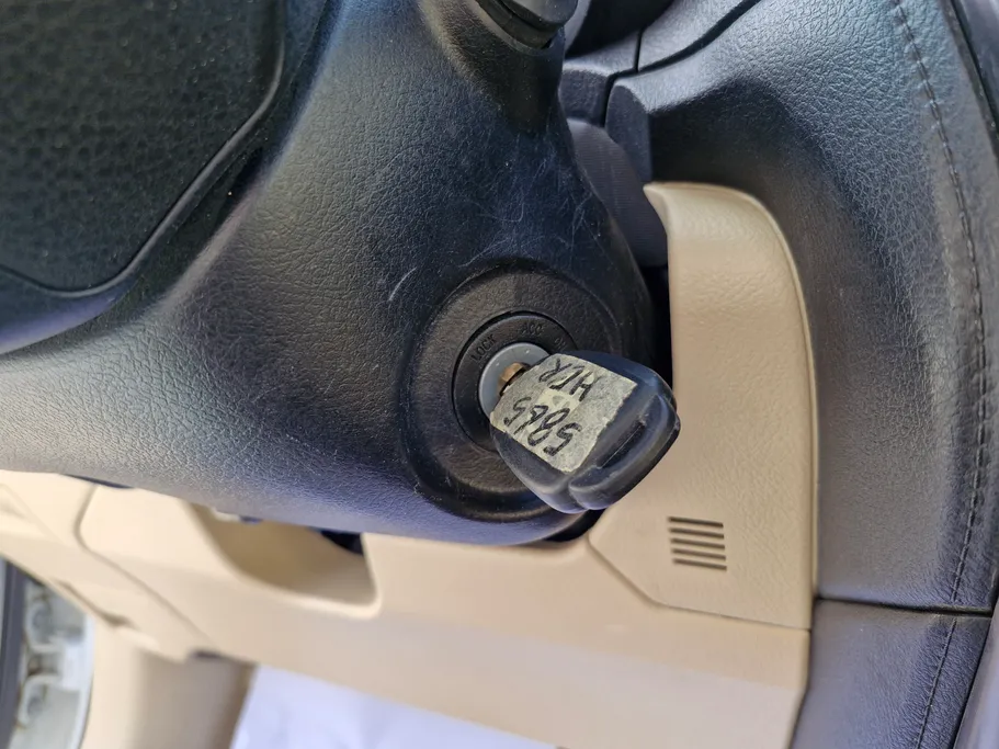 2022 Toyota Yaris  Y 