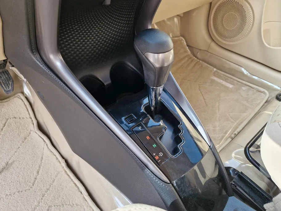 2022 Toyota Yaris  Y 