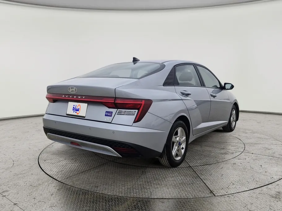 2024 Hyundai Accent Fleet 