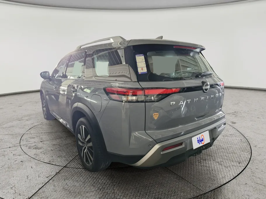 نيسان باثفندر SL 2023 