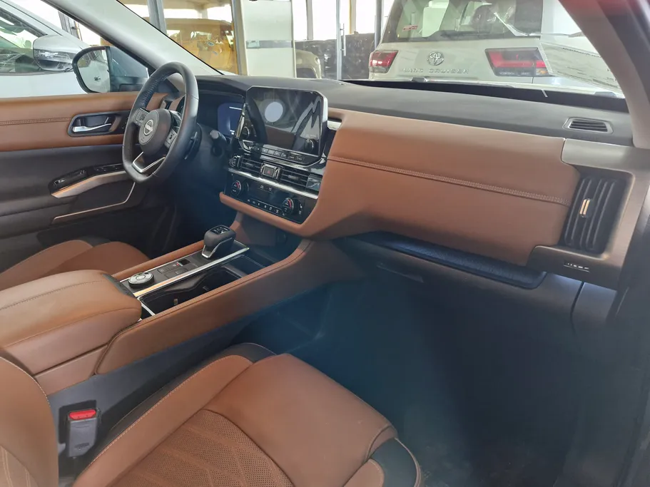 نيسان باثفندر SL 2023 