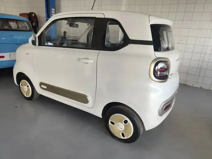 2025 FAW E131 Mini  