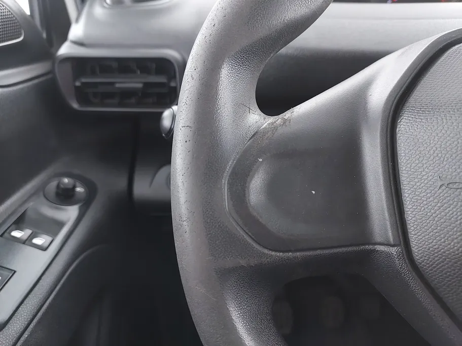 2022 Peugeot Partner Short van 