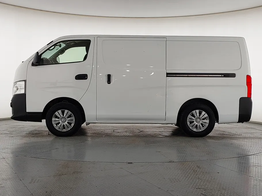 نيسان باص اورفان NV350 2021 