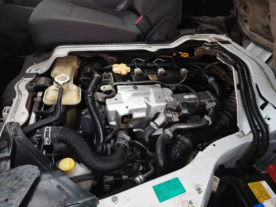 نيسان باص اورفان NV350 2021 