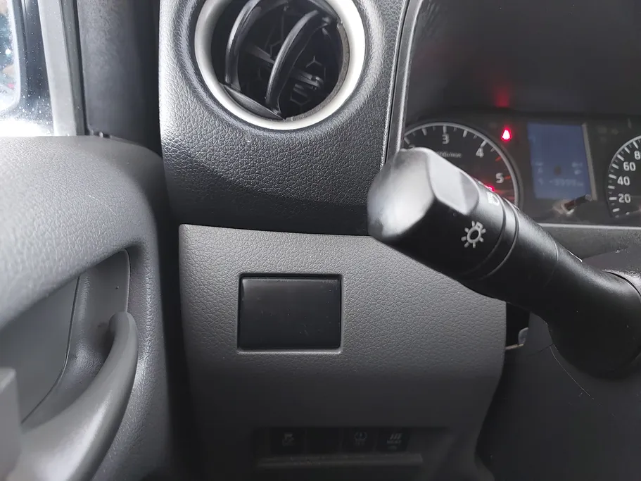 نيسان باص اورفان NV350 2021 