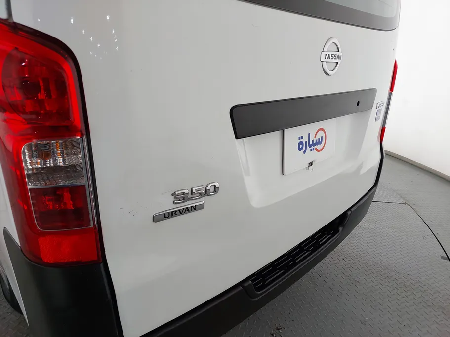 نيسان باص اورفان NV350 2021 