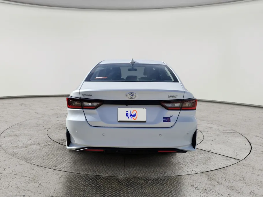 تويوتا يارس Y 2024 
