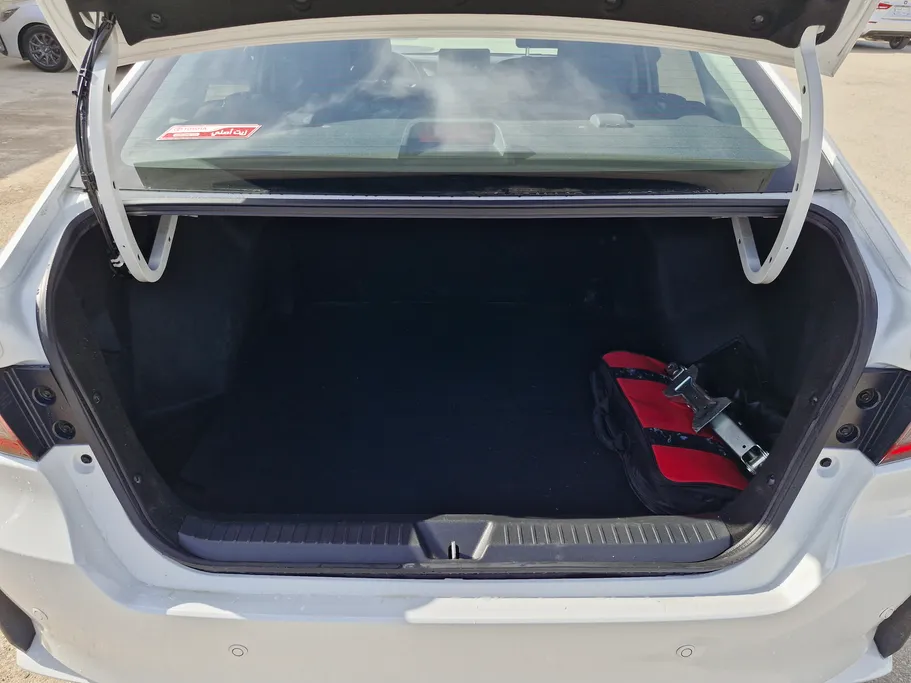 تويوتا يارس Y 2024 