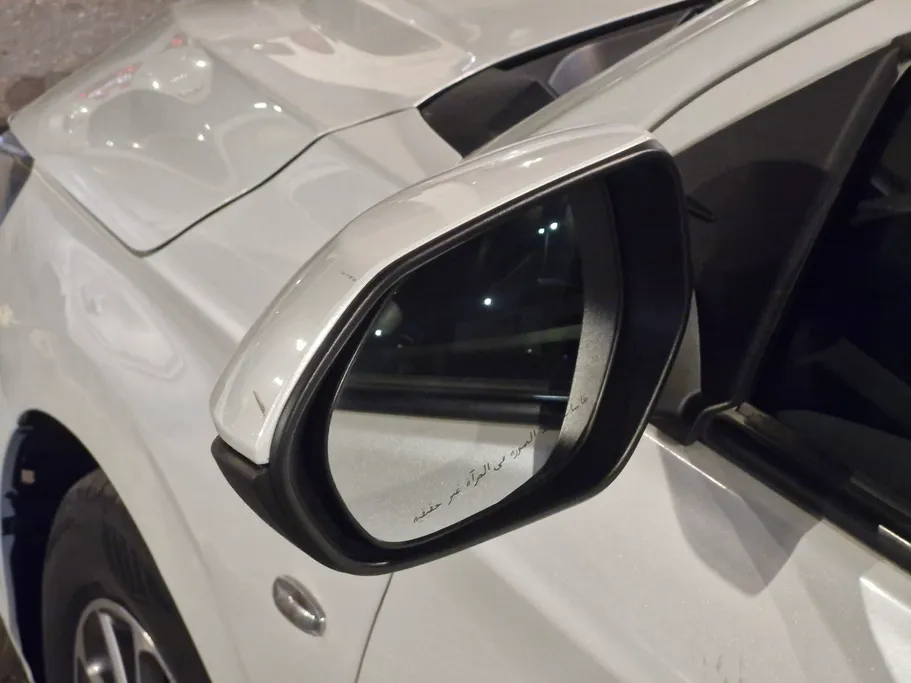 تويوتا يارس Y 2024 