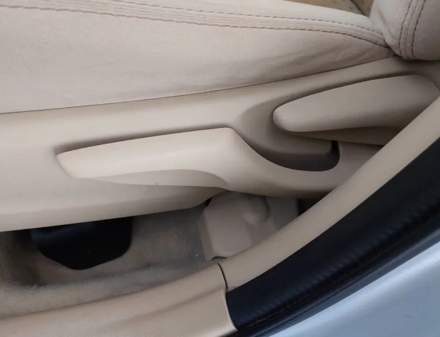 2022 Toyota Yaris  Y 