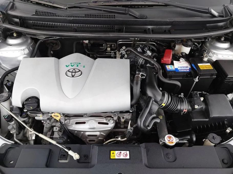 2022 Toyota Yaris  Y 