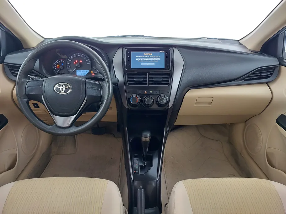 2022 Toyota Yaris  Y 