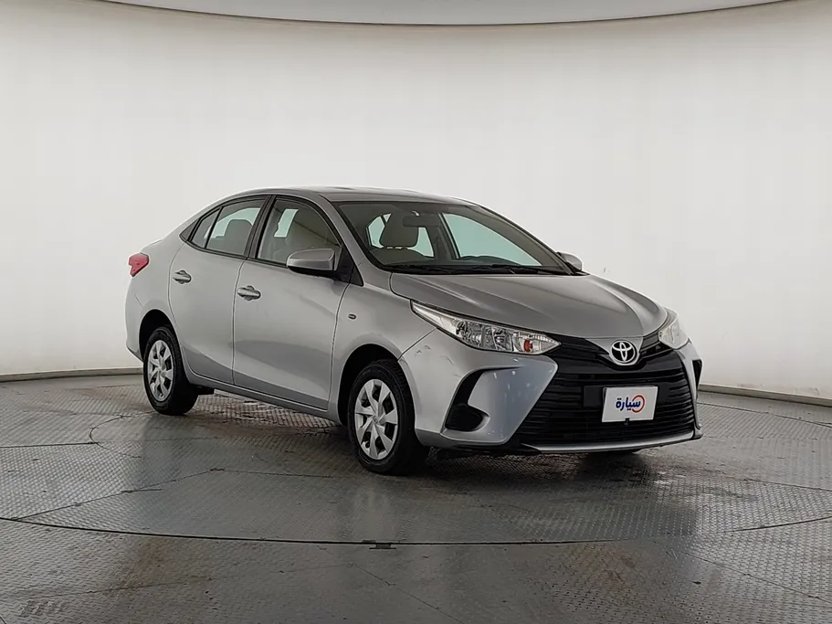 2022 Toyota Yaris  Y 